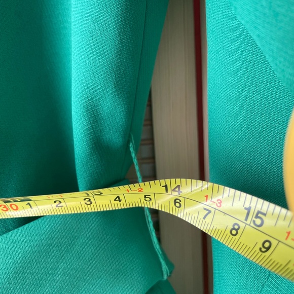 Green Jacket trench coat - Picture 8 of 9